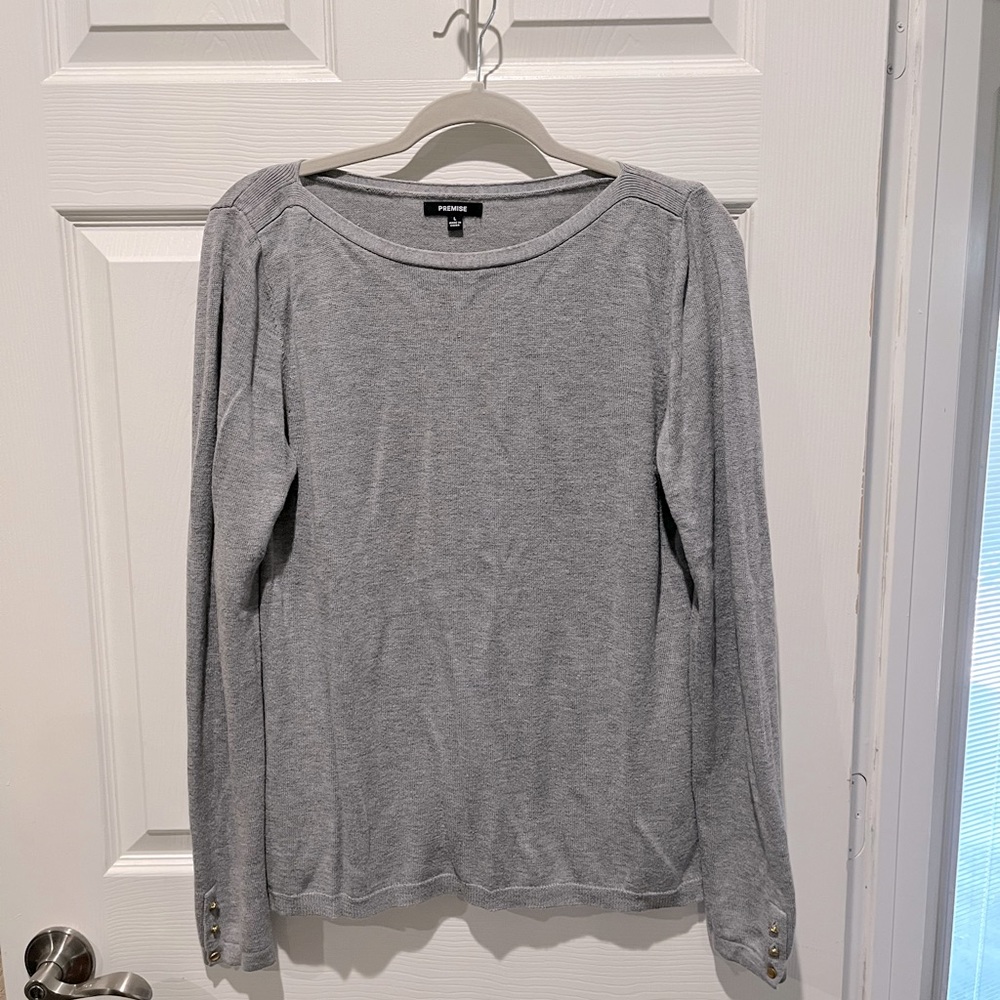 Premise sweater